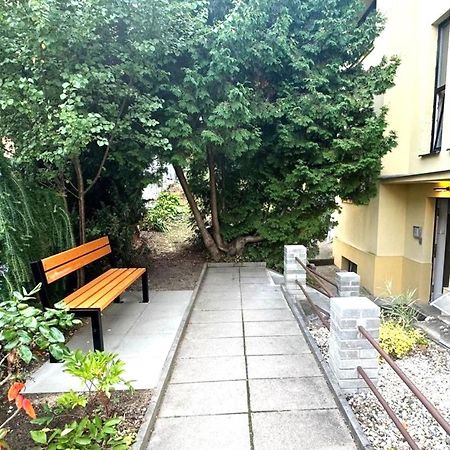 Hillside Studios Praga Exterior foto