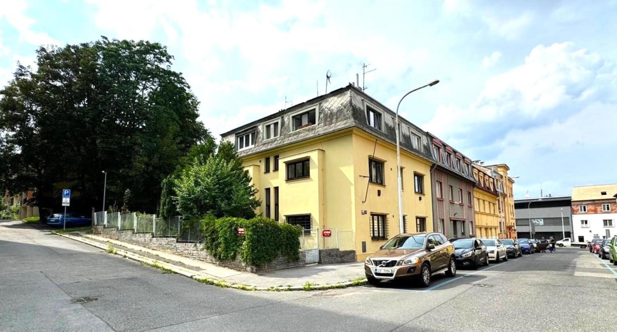 Hillside Studios Praga Exterior foto
